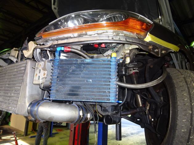 マーク2 IR-V JZX110 オイルクーラー 取付です。｜車のチューニング