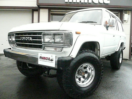 ランクル60純正ホワイトハイリフト！迫力の深リムホイール