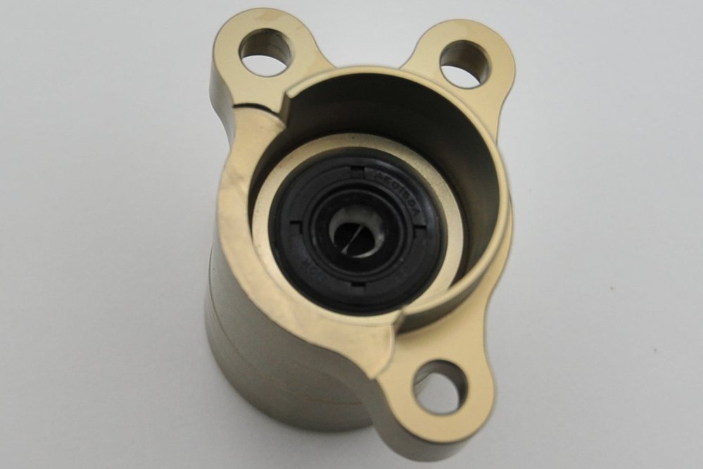 ドゥカティカスタムの基本「ファインフェザークラッチKIT」 - de