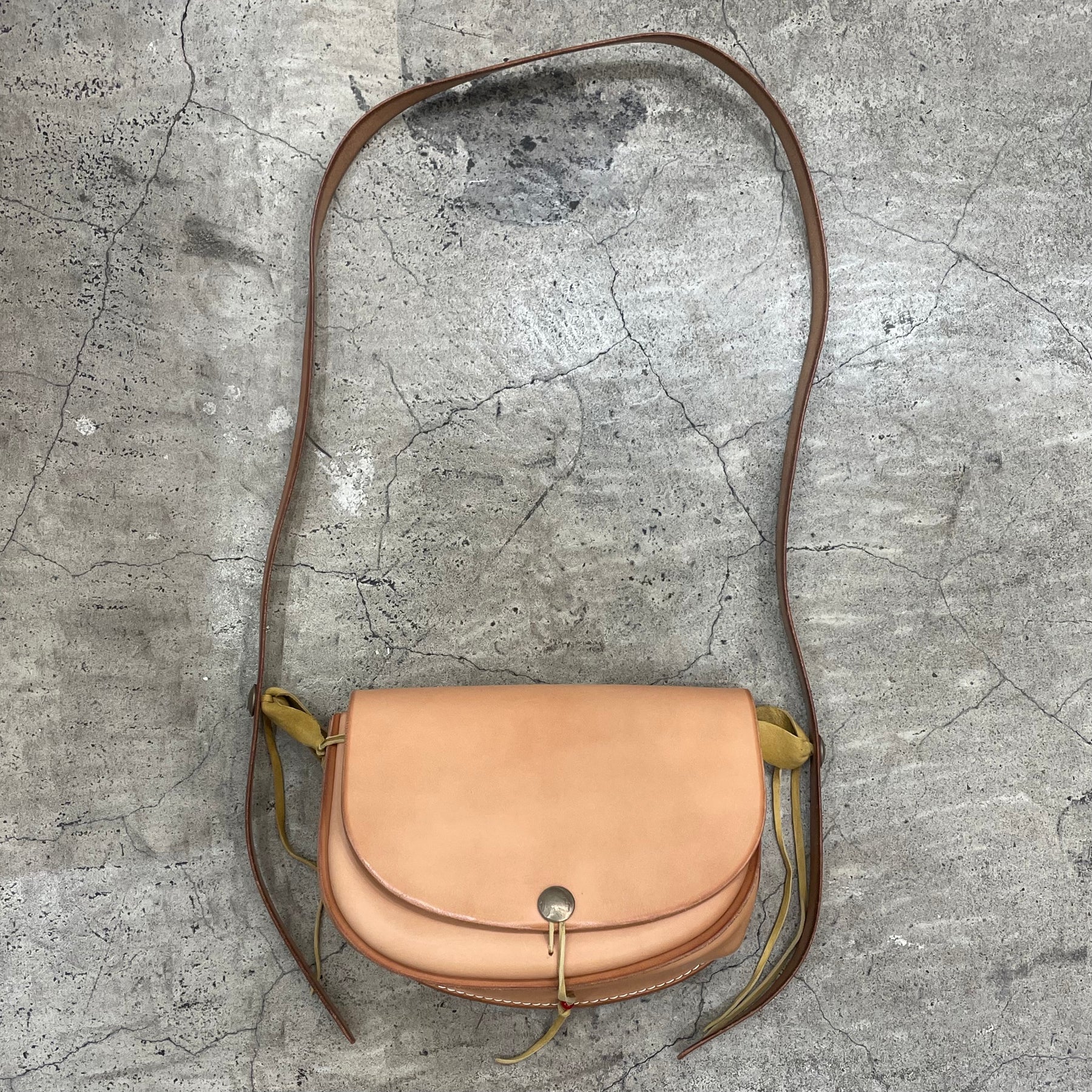 ゴローズ goro's [新品]バケットバッグ(サドル) – DELTAone