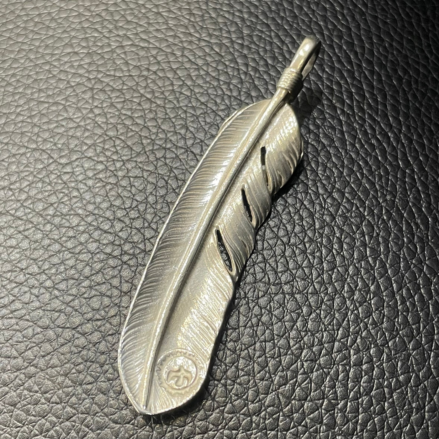 ゴローズ goro's [OLD]上銀特大フェザー(右) – DELTAone