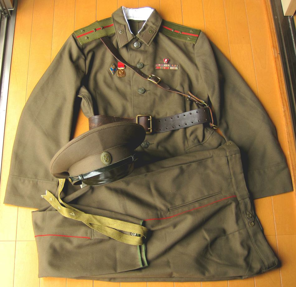 ソ連軍の制服や勲章等の販売通販の大黒堂