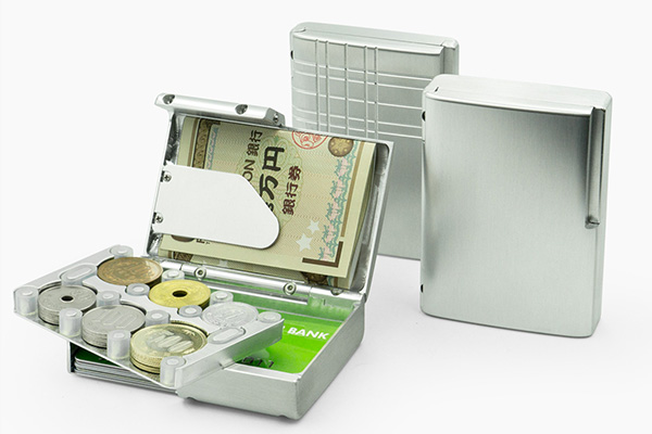 FACTRON】航空機素材の金属製ミニ財布 カードサイズの『 メタル