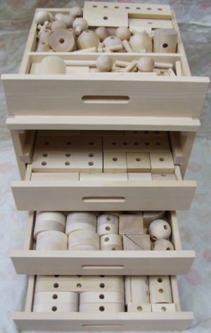 ゲーテのくみ木（ゲーテの組み木）の中古販売、買取り(家庭保育園