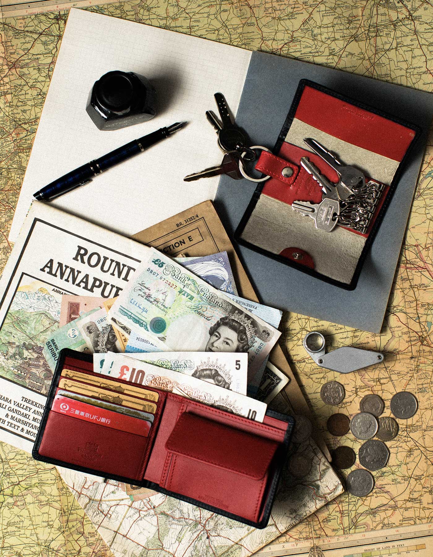 上質なホースハイドを使用したダービーコレクションから新色ネイビー