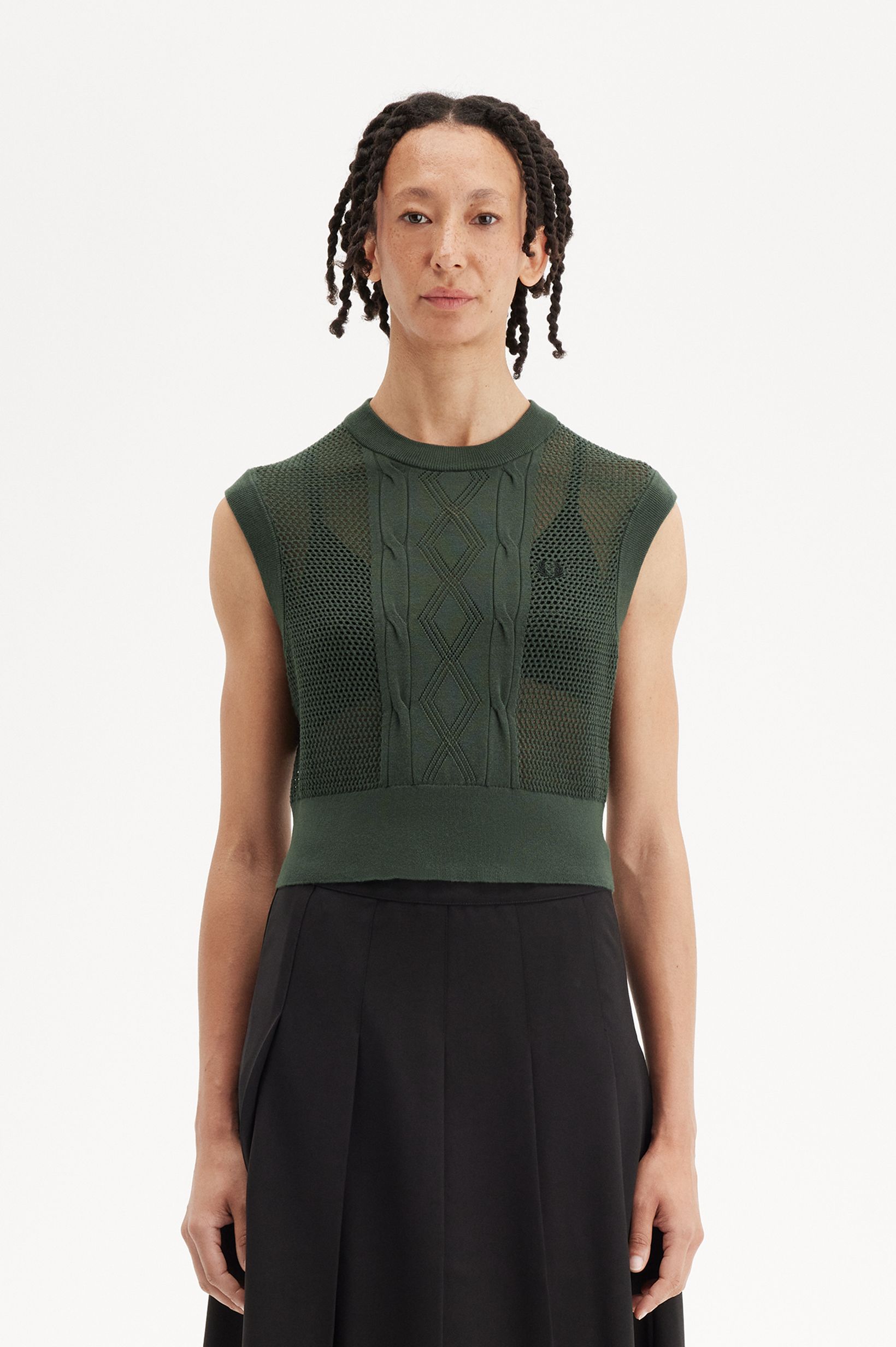Textured Knitted Vest(10 X89：COURT GREEN): | FRED PERRY JAPAN