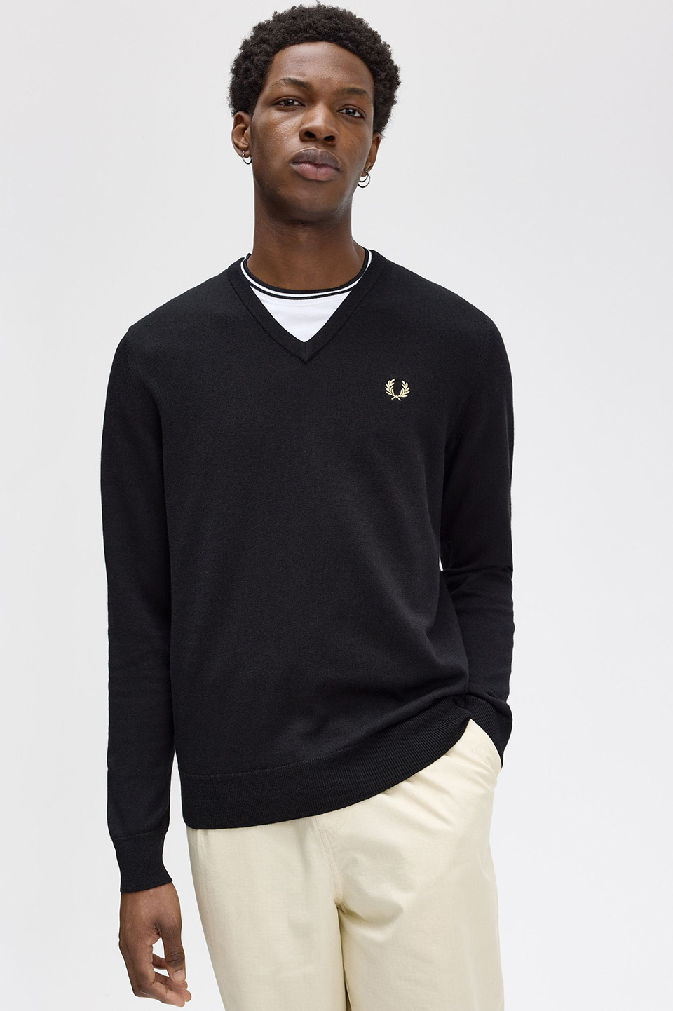 Classic V Neck Jumper(S 198：BLACK): | FRED PERRY JAPAN | フレッド