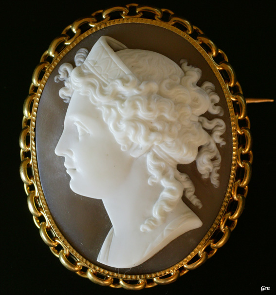 シェルカメオ ブローチ アンティークジュエリー