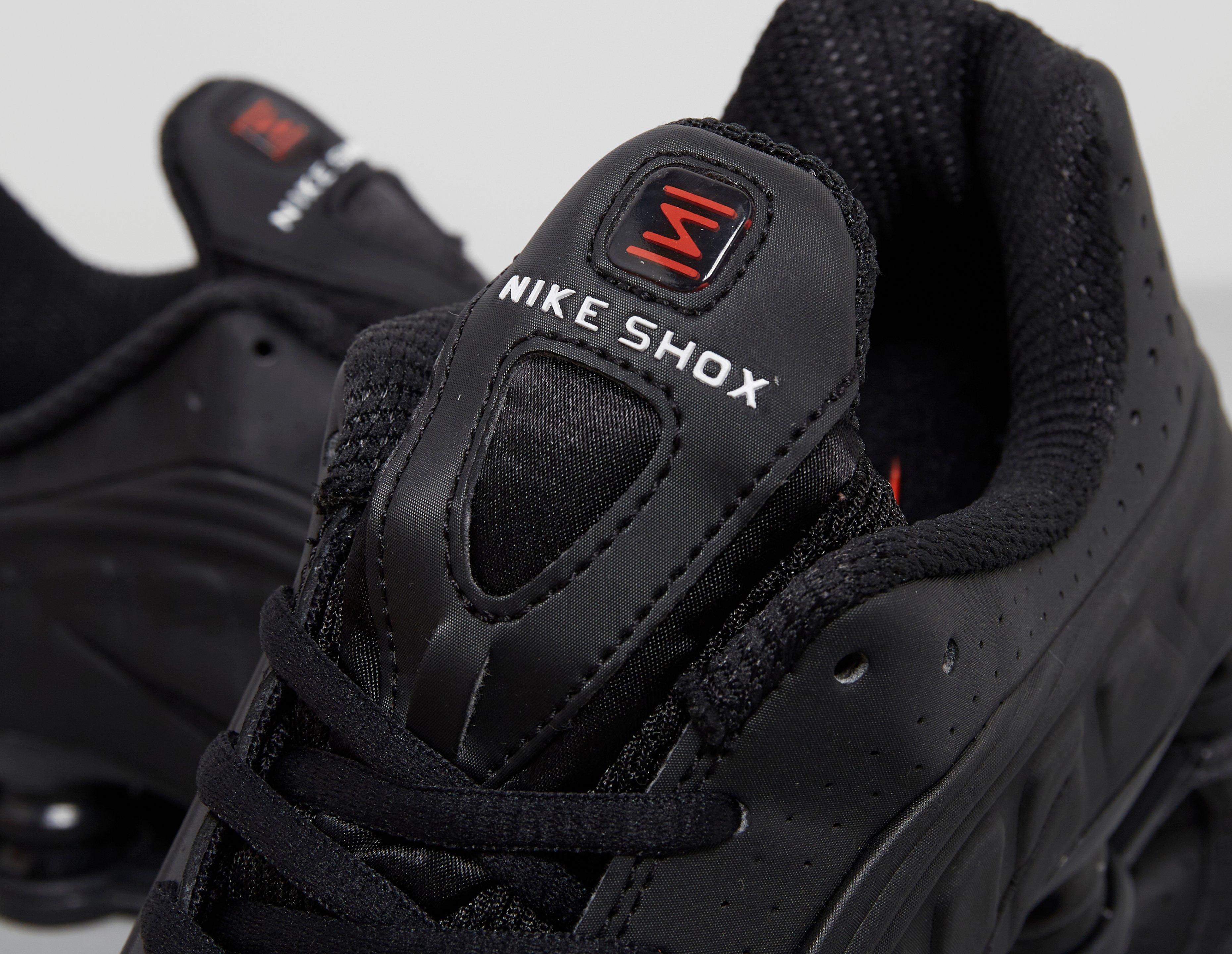 Black Nike Shox R4 Women's | Footpatrol