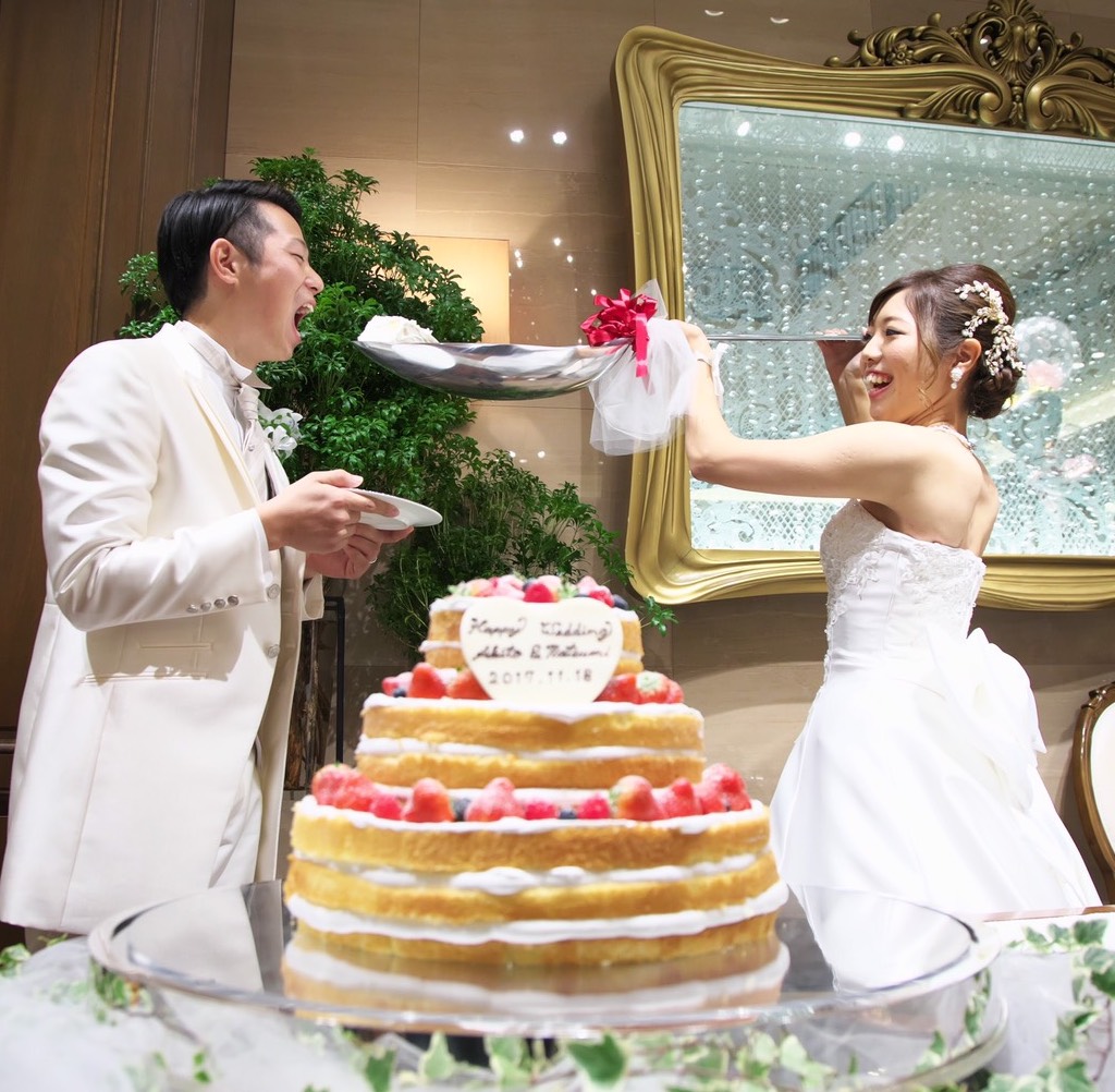 ファーストバイト実例まとめ】ファーストバイトの演出アイディアまとめ