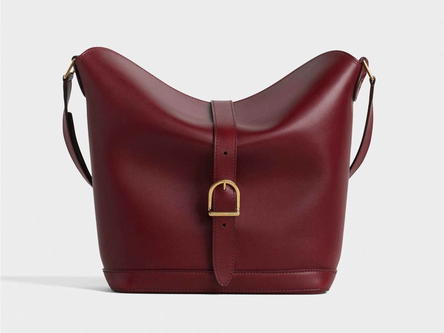 ボルドーorディープグリーン”秋色バッグどちらにする？人気ブランドの