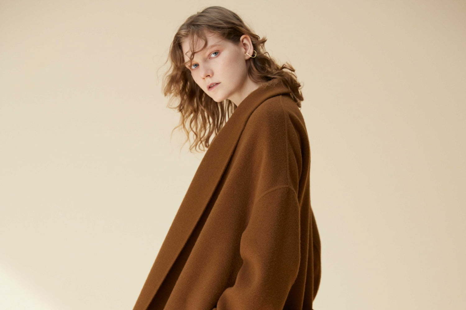 ノークの限定ウールコートや人気トレンチコートに出会える限定ストア