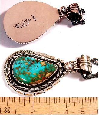 インディアンジュエリー / ナバホ・ターコイズペンダント