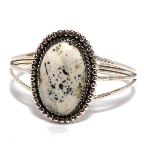 インディアンジュエリー・ホワイトバッファロー