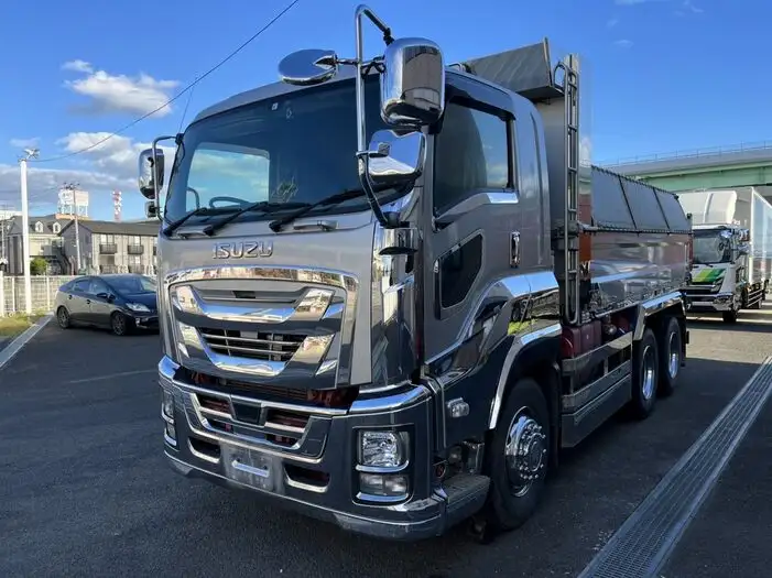 いすゞ ギガ 大型 ダンプ の中古トラック【車両No.152160】｜中古