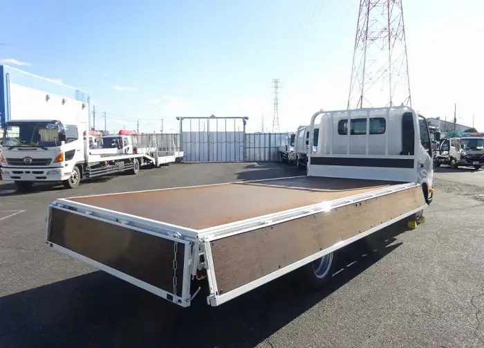 トヨタ ダイナ 小型 平ボディ 超ロング の中古トラック【車両No.206686
