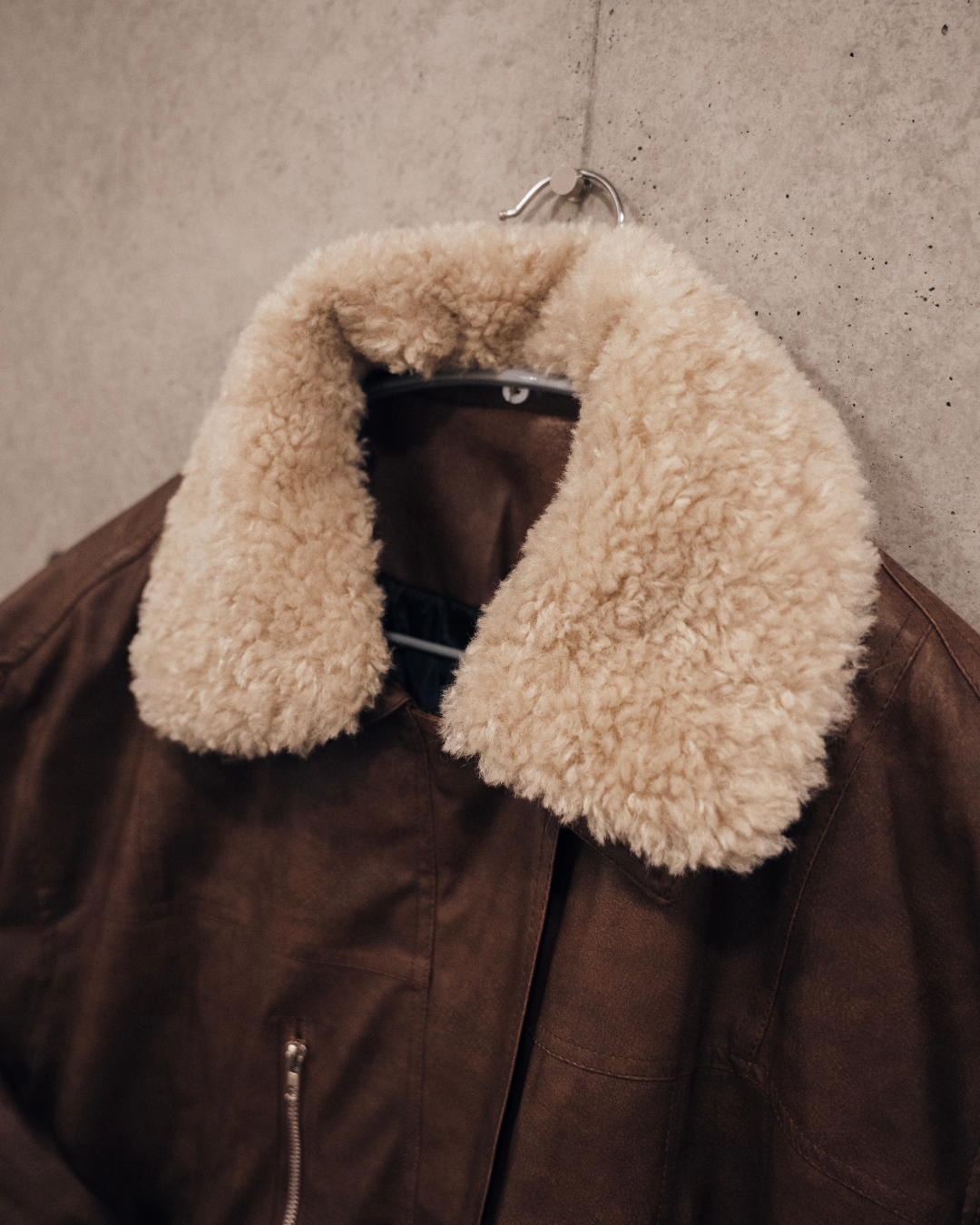 ボア襟ブラウンレザージャケット – Kalodiy