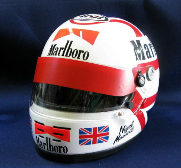 1990年のナイジェル マンセル仕様で製作ヘルメット