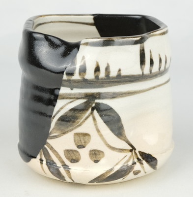 栗山園オンライン通販部 / 【出物】 海仙好黒織部火入 宮川香雲