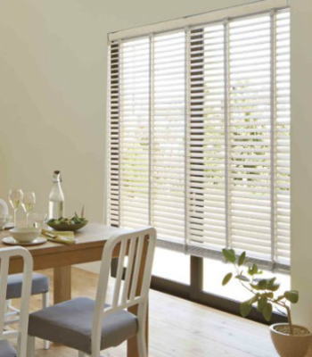 TOSOの木製ブラインド・ウッド取付工事