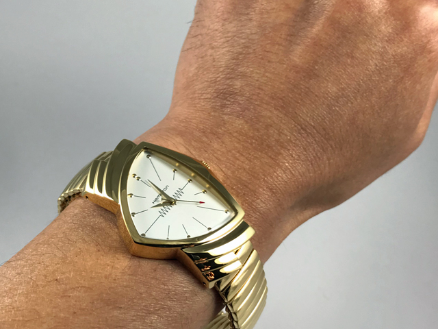 ハミルトン ベンチュラ(フレックス蛇腹ベルトモデル) H24301111 正規品