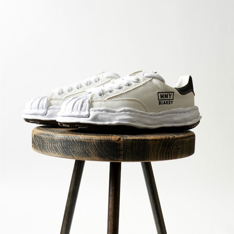 MAISON MIHARA YASUHIRO(メゾンミハラヤスヒロ)から22AW新スニーカーが