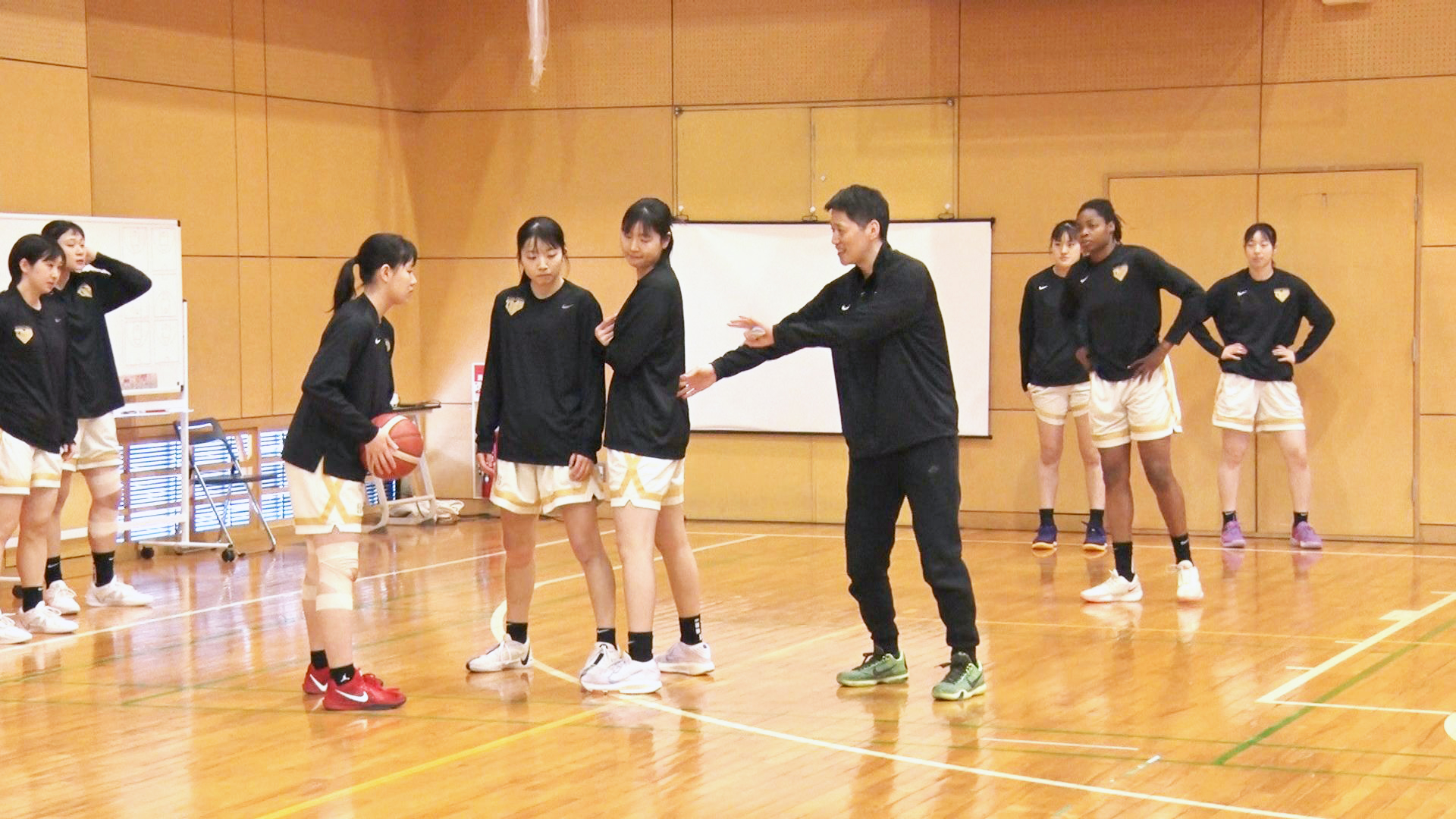 恩塚亨 Switch Counter Offense【DVD2枚組・分売不可】 恩塚亨 Switch