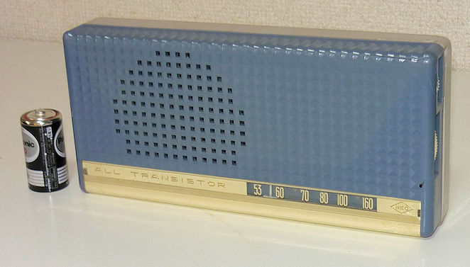 トランジスタラジオ展示室(ポータブル型)
