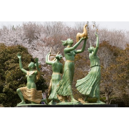 ☆春の圓鍔勝三彫刻記念公園：写真詳細