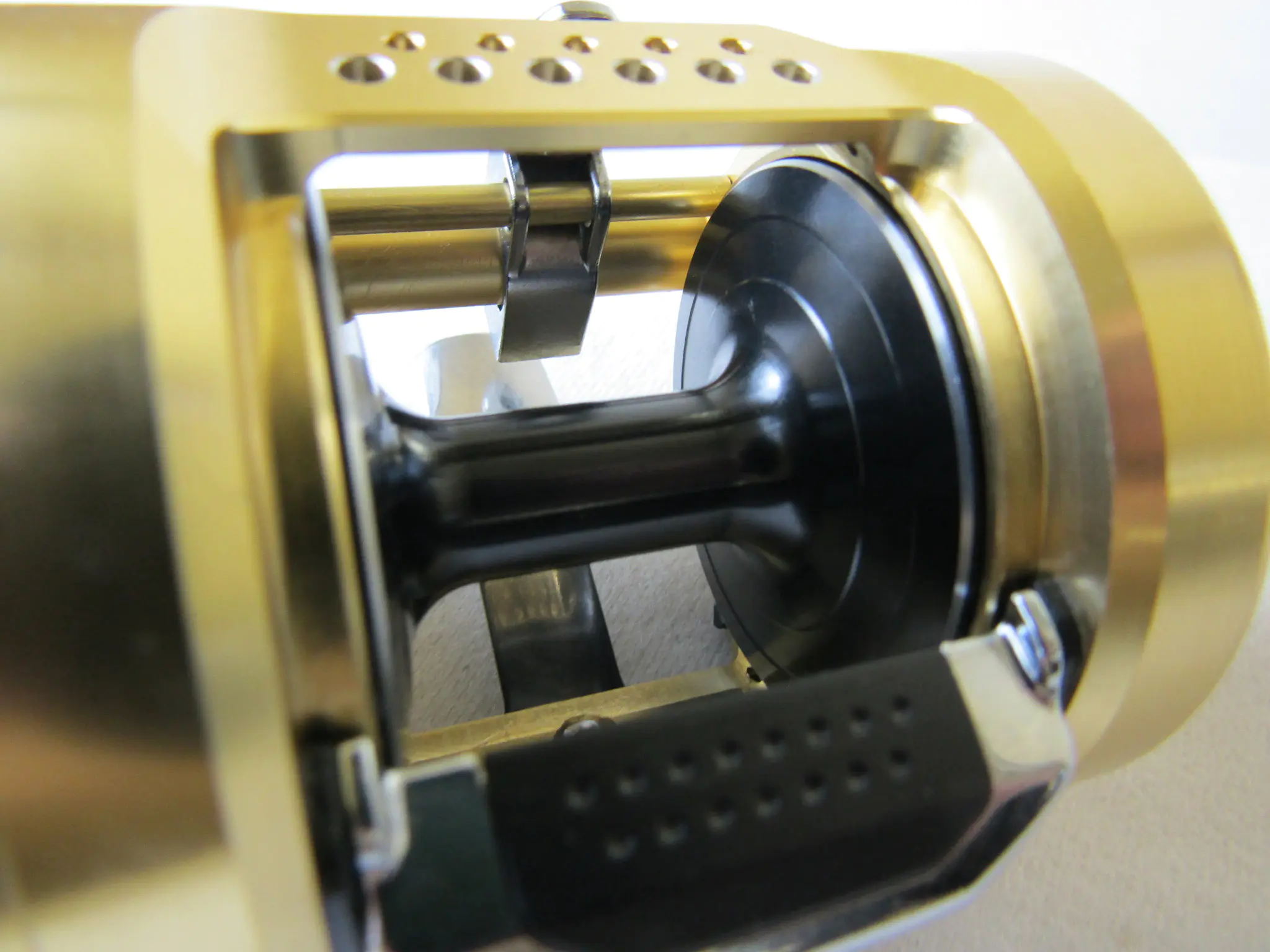 カルカッタコンクエスト401 - 36,200円 : 海釣り、船釣り専門店の沖