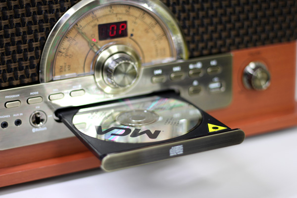 ION Audio/Bluetooth対応レコード・カセット・ラジオ・CD・一体型