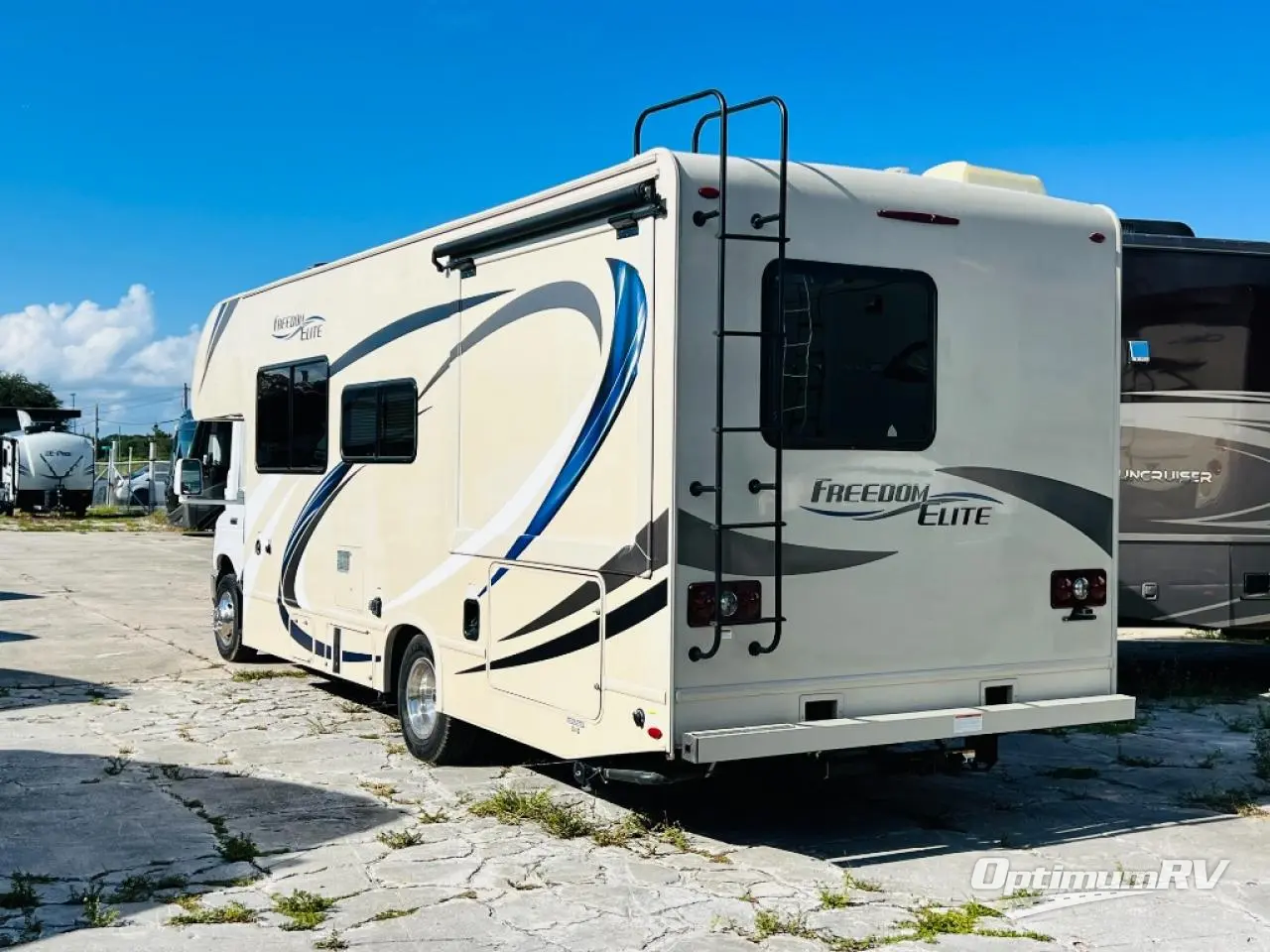 SOLD! - Used 2019 Thor FREEDOM ELITE 26HE Motor Home Class C at