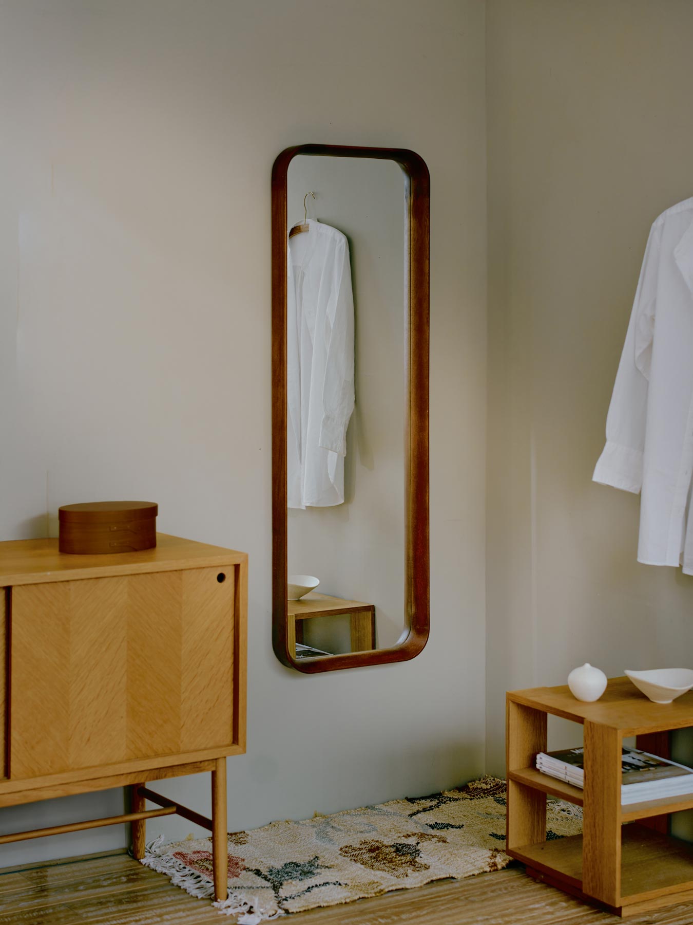 kurve ウォールミラー｜ミラー｜オルネ ド フォイユ公式オンライン