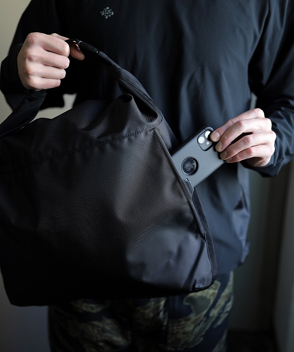モノリス/MONOLITH STUFF BAG STANDARD L[ファッション雑貨(財布