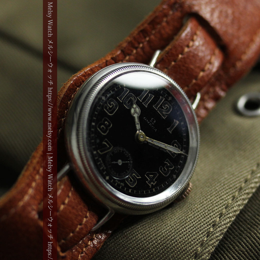 オメガ 希少な黒文字盤の銀無垢アンティーク腕時計 【1917年頃】