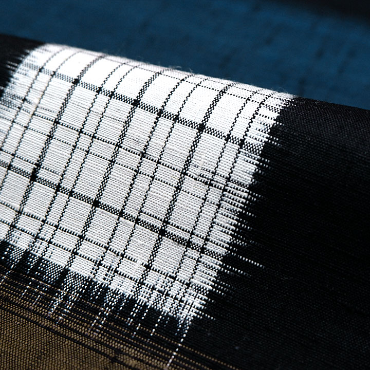 経済産業大臣指定 伝統的工芸品 置賜紬【横段 格子絣】 [250112-tm-2