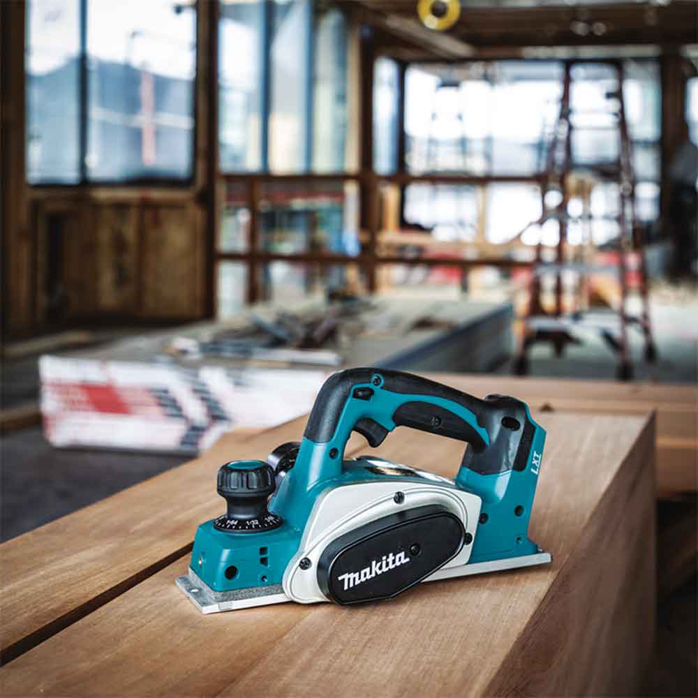 Makita XPK01Z 18V LXT 3-1/4