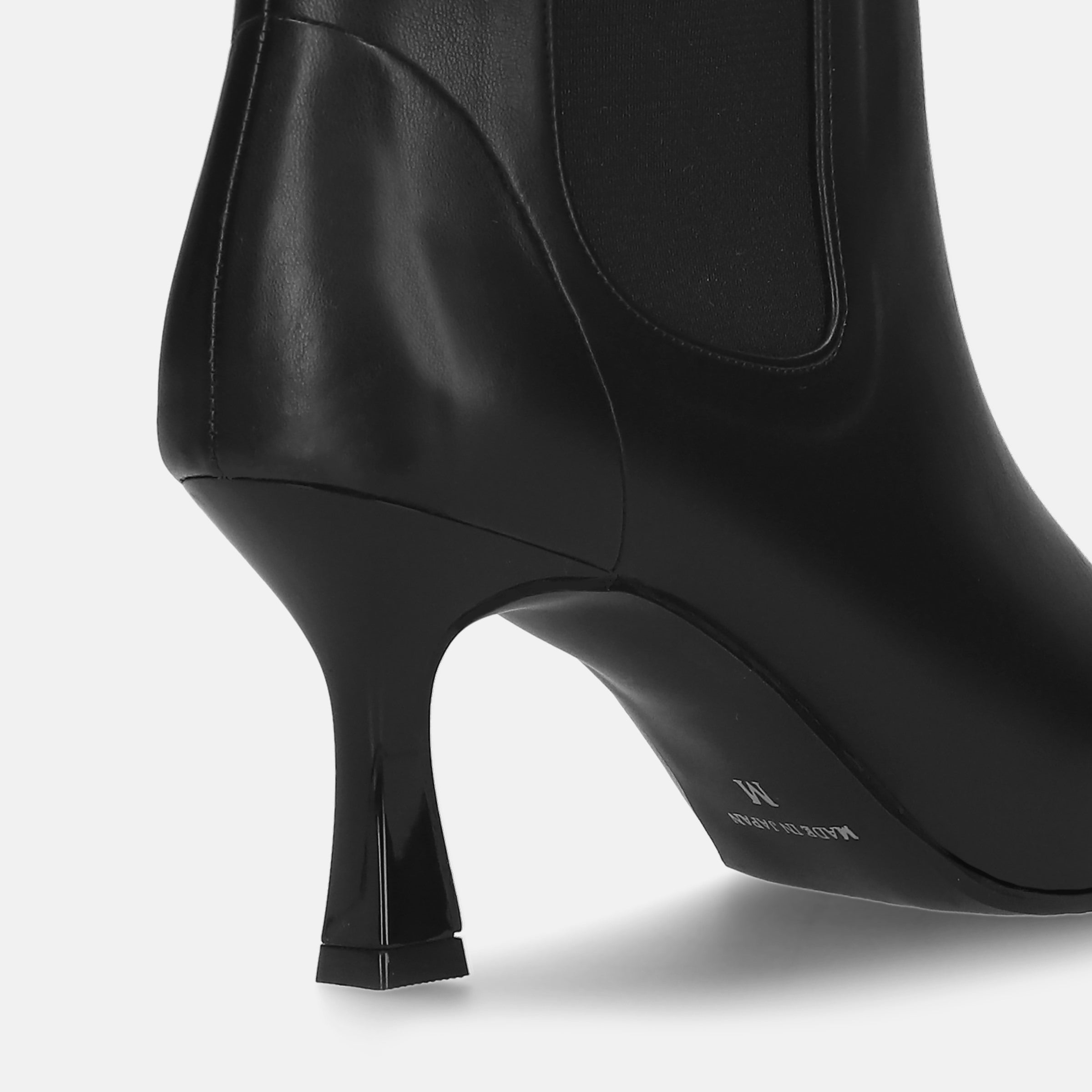 ラストワン50%OFF：サイドゴア ミドルブーツ（m72009）ブラック