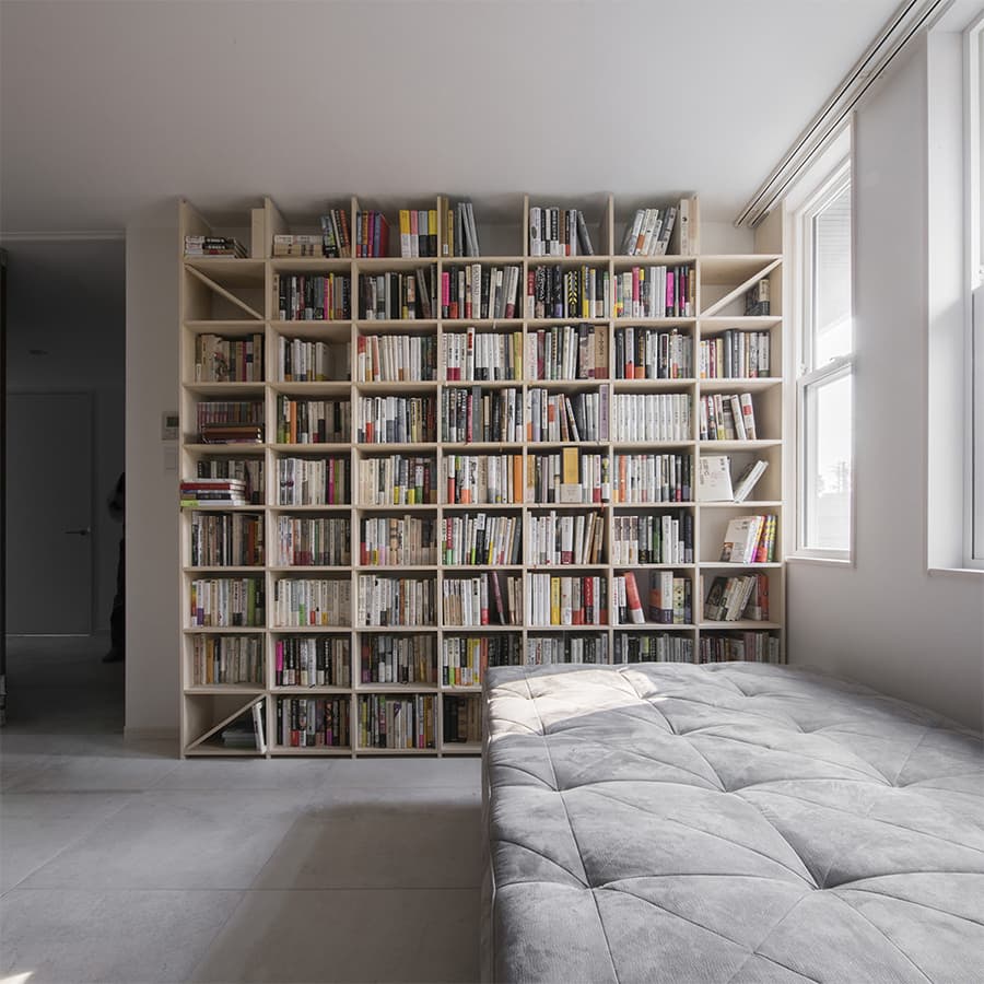 壁一面のA5判本棚 奥行180mm|本棚の通販はマルゲリータ