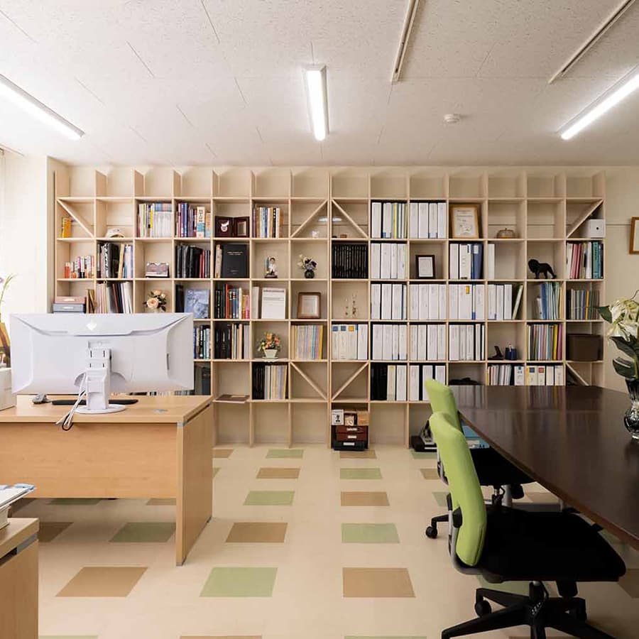 壁一面の本棚 壁面書棚|本棚の通販はマルゲリータ