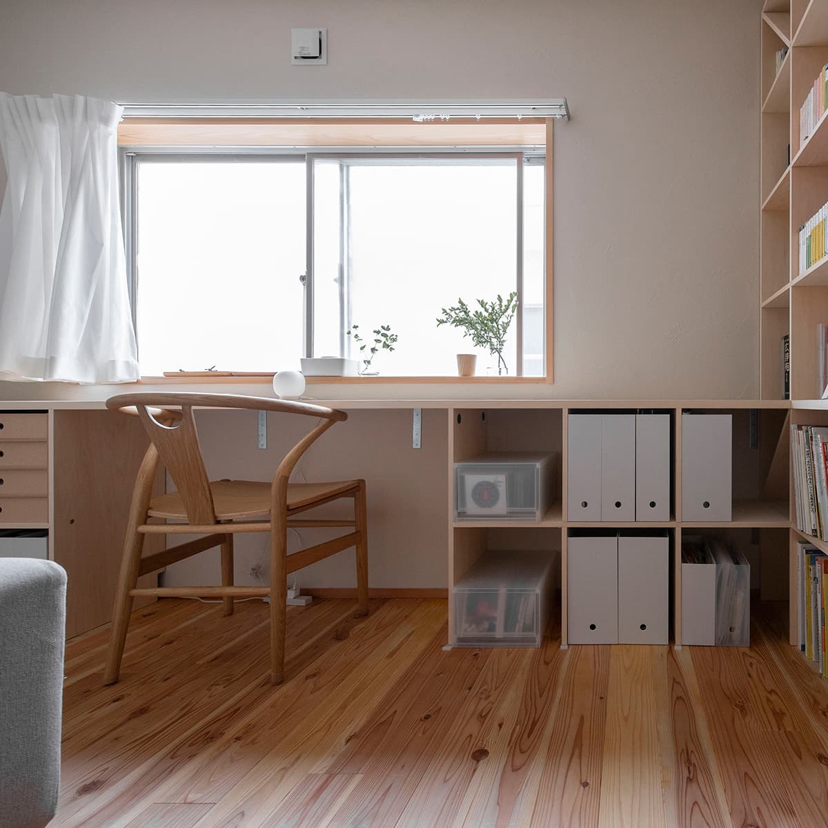 足元棚付きデスク 作業机|本棚の通販はマルゲリータ