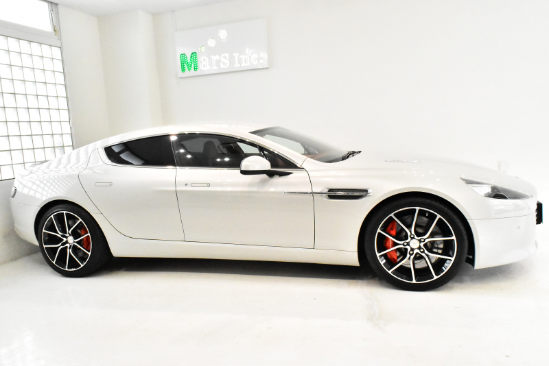 アストンマーティン ラピード S タッチトロニックⅢ 正規ディーラー車