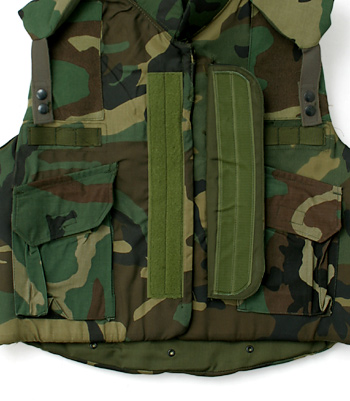 US(米軍) ウッドランドカモ・ボディアーマーベスト DLA-84/実物・未使用