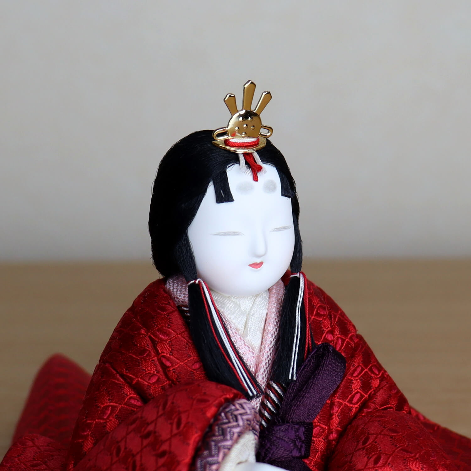 雛人形 柿沼東光作 親王飾「杏」正絹西陣織 屏風本仕立箔押 正絹紅白梅