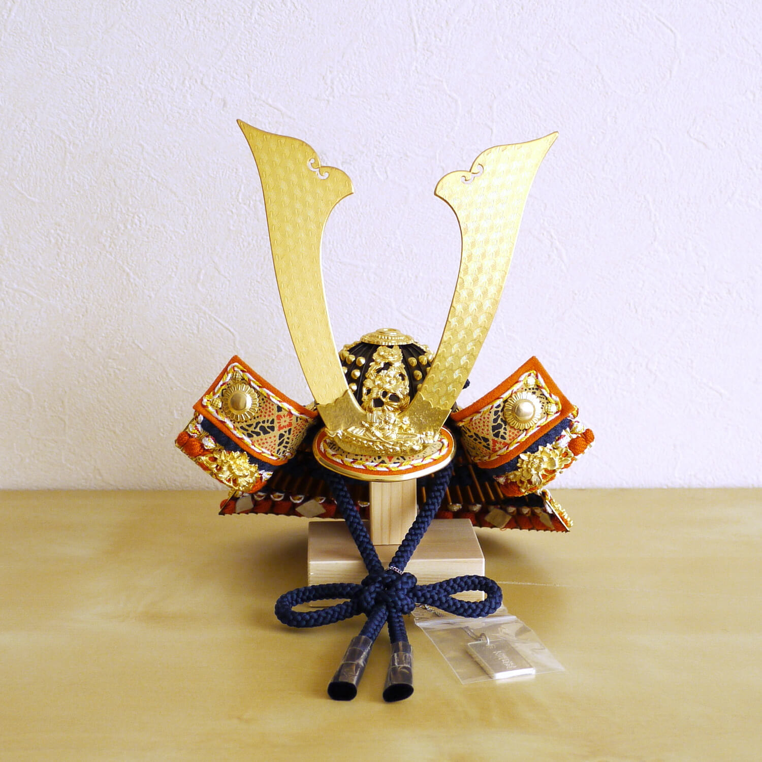 五月人形 京都・平安武久作 京8号 濃紺糸縅 純金箔押小札 手打 別誂手