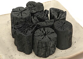 黒炭・切炭（なら炭・くぬぎ炭）の紹介｜炭専門商社 増田屋－炭・火鉢