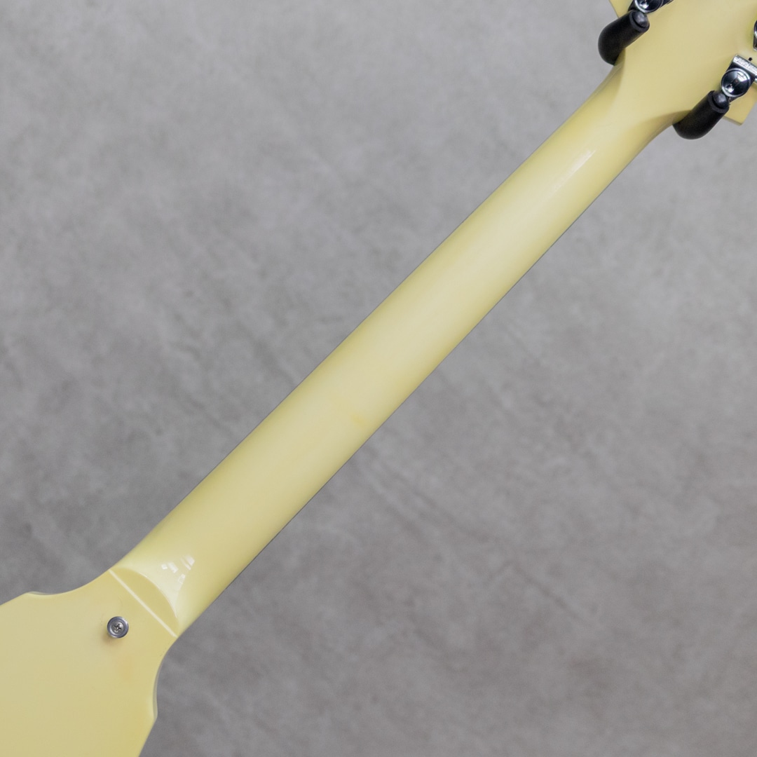 Flying V '67 Classic White / 1997: エレキギター｜三木楽器公式通販