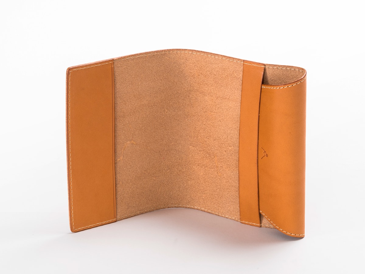 ブックカバー 01（栃木レザー） | STATIONERY / OTHER | ITEM | minca