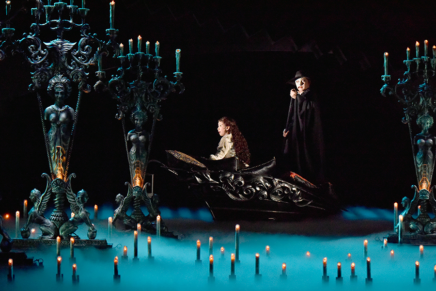 五感で味わう「オペラ座の怪人」、コラボフードで世界観を満喫[PR