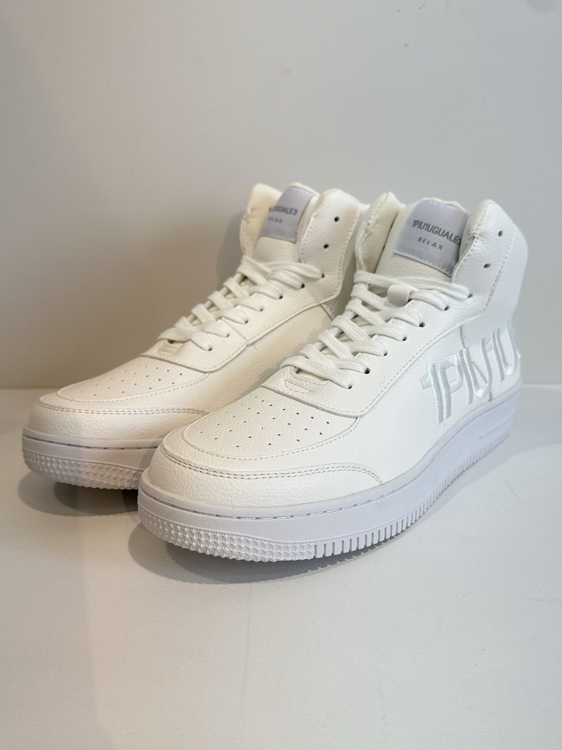 1PIU1UGUALE3 RELAX - ハイカットロゴスニーカー / usx-23008